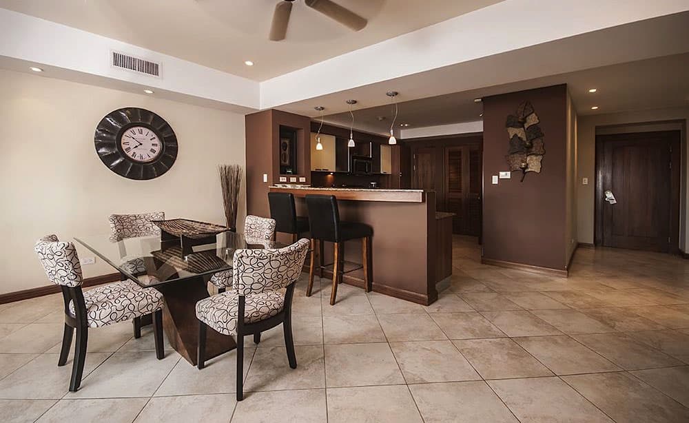 Condo – 2B